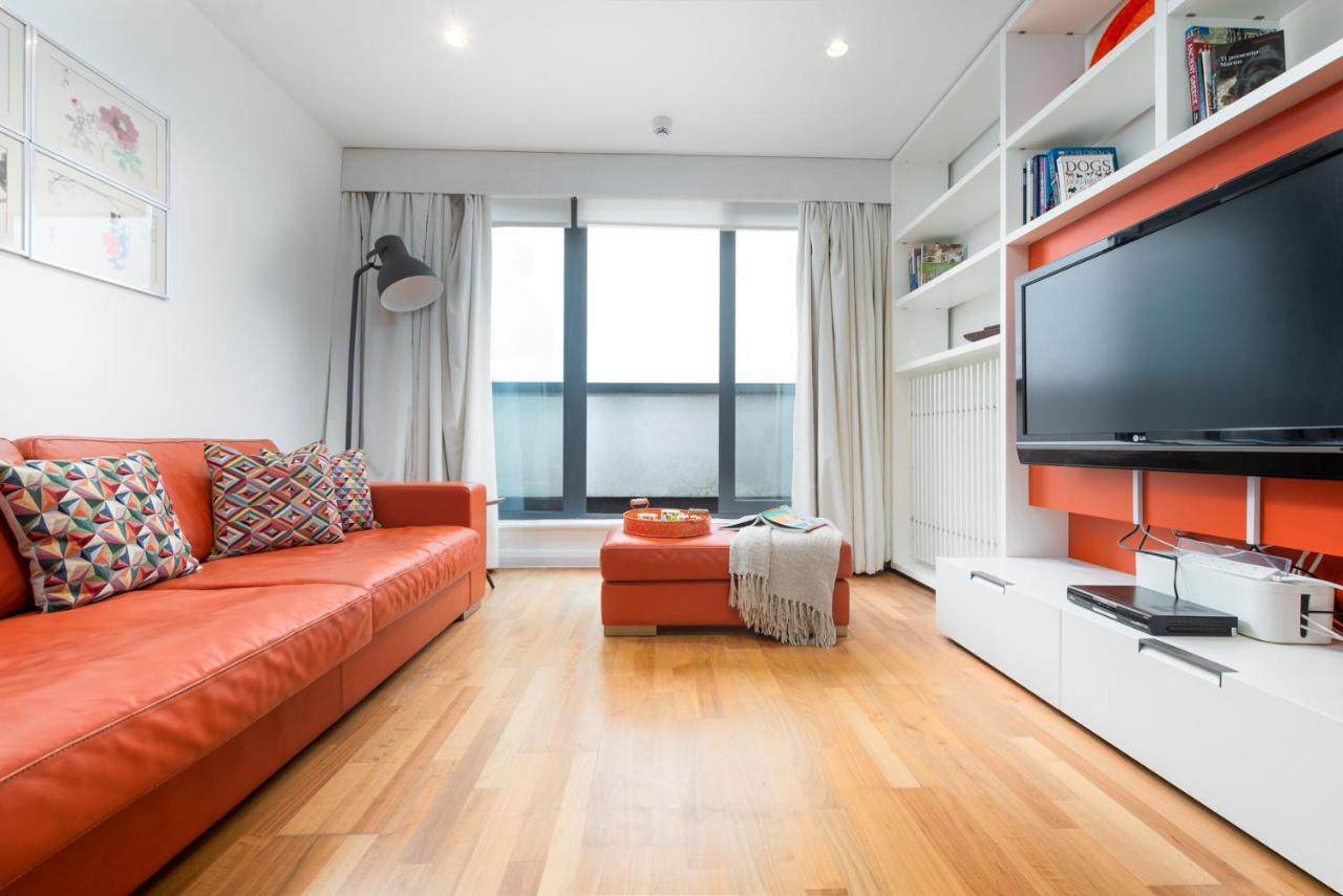 Apartament Two Bedroom Flat With Balcony In Central Wimbledon *